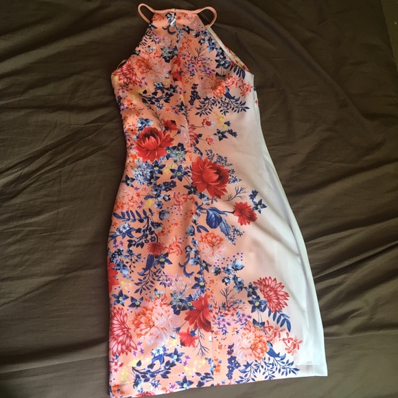 GUESS Bodycon Dress - Picture 3 of 4